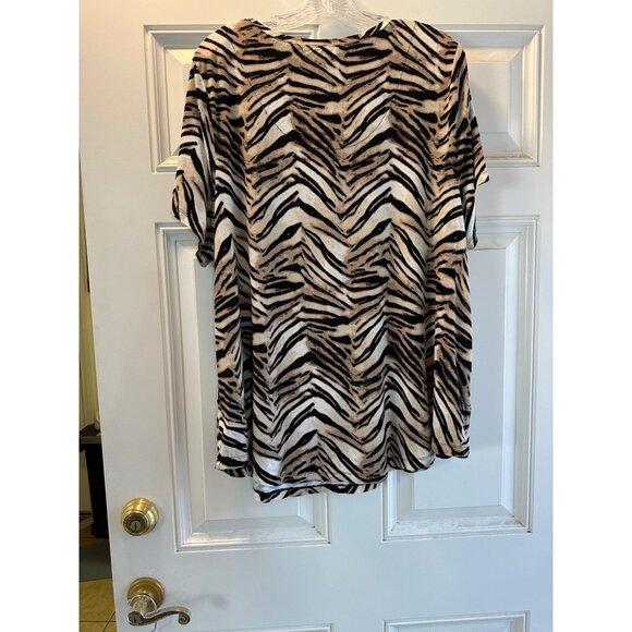 JM Collection Women's Short Sleeve Round Neck Blouse Size 3X - Picture 5 of 16